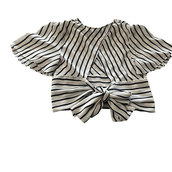 SOHO women's size XS cropped striped blouse, ties in the back - Picture 2 of 4